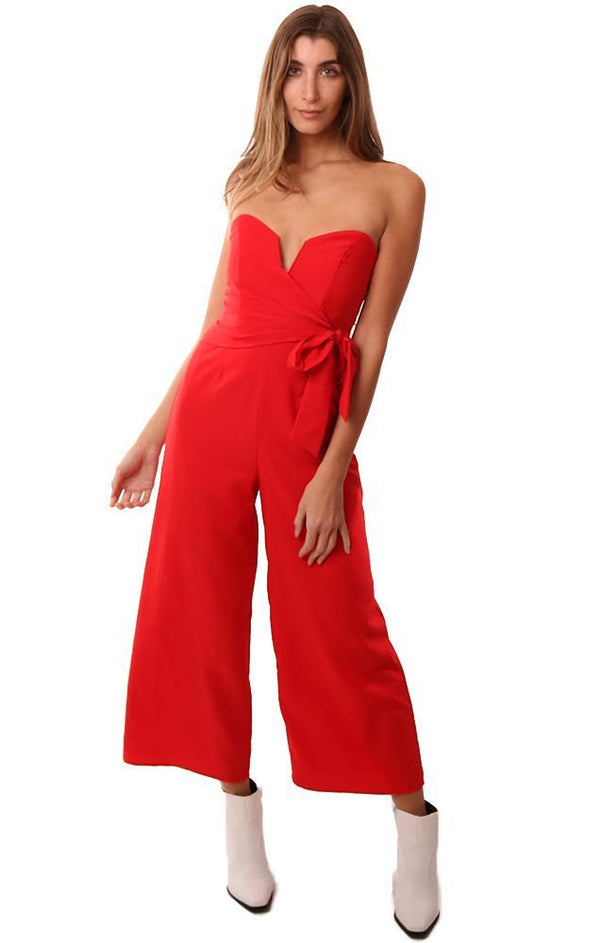 ASTR JUMPSUITS STRAPLESS PLEATED TIE FRONT CROPPED WIDE LEG RED JUMPER
