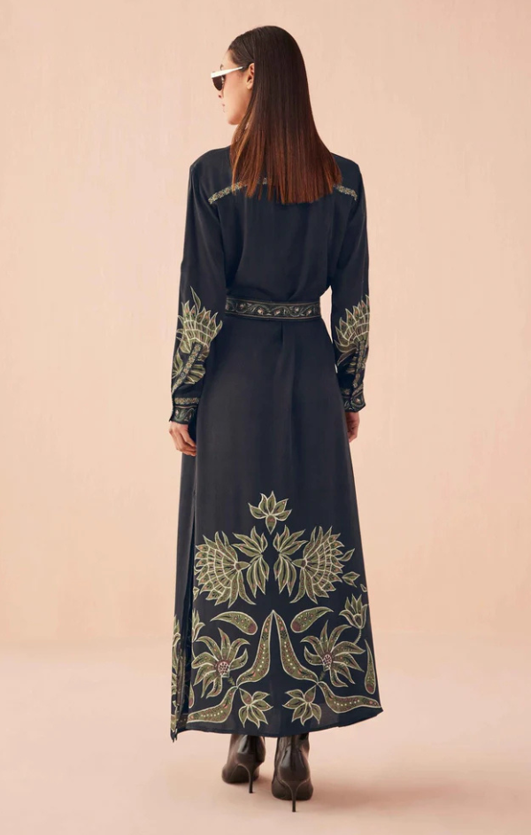 Emma Maxi in Alexia Onyx