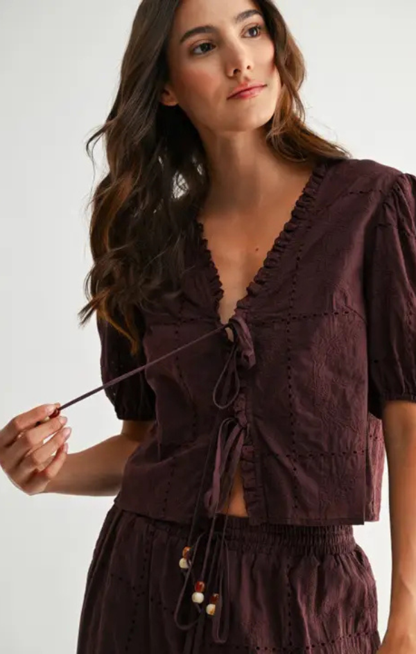 Embo Puff Sleeve Top