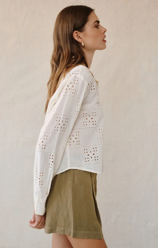 Contrast Button Down in Soft Ivory