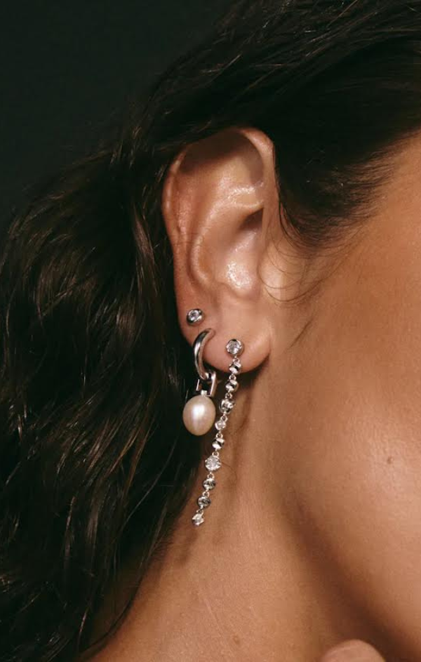 The White Pearl Amalfi Huggies