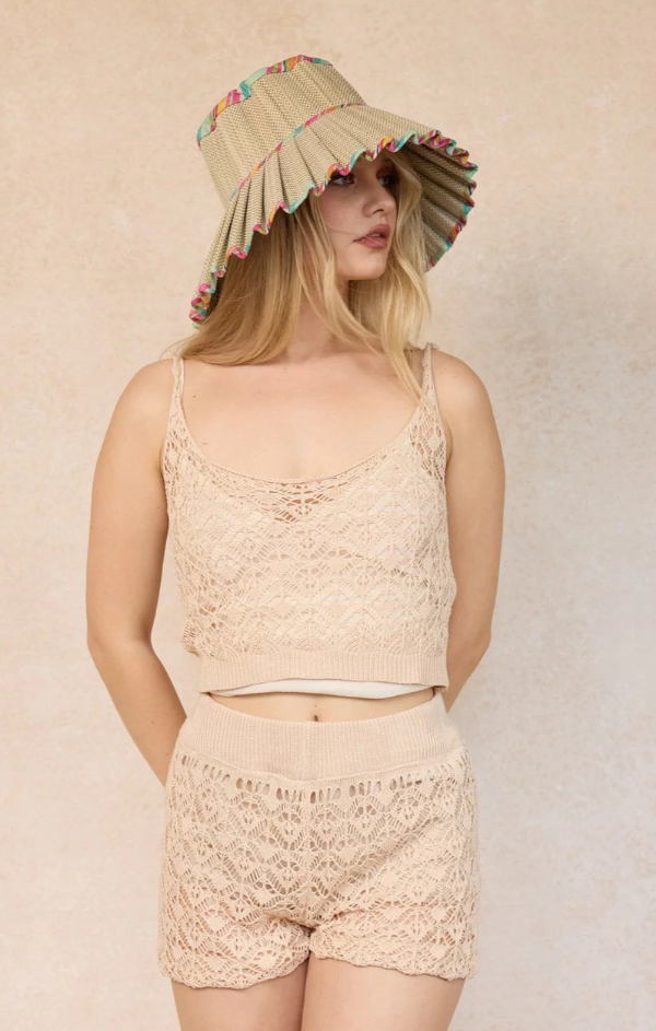 Pool Float Luxe Capri Hat