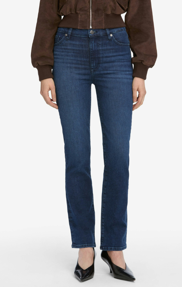 Le Sleek Straight in Trick