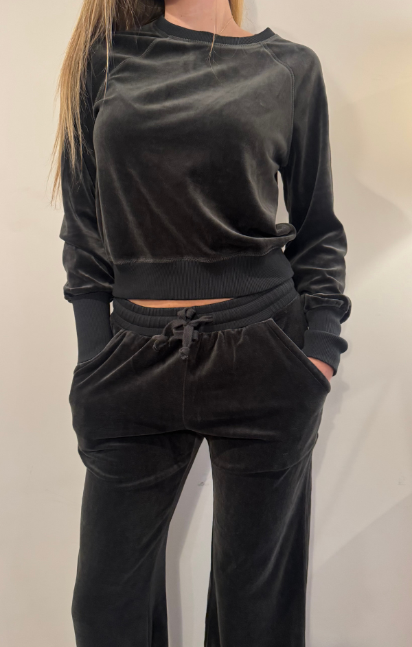 Puff Long Sleeve Raglan Pullover