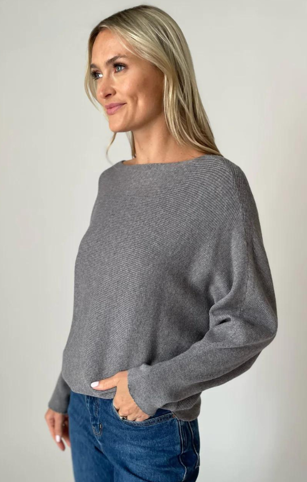 grey long sleeve knit lounge top
