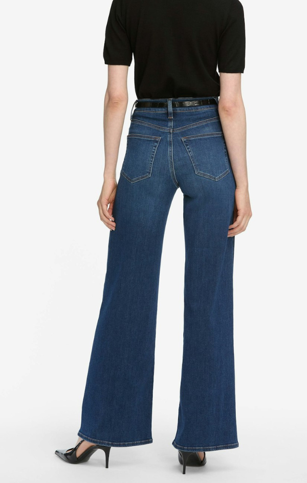 Le Slim Palazzo in Celebrity