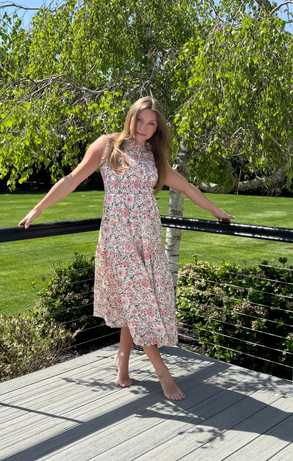 Mira Smocked Floral Dress XS Mira Smocked Floral Dress XS