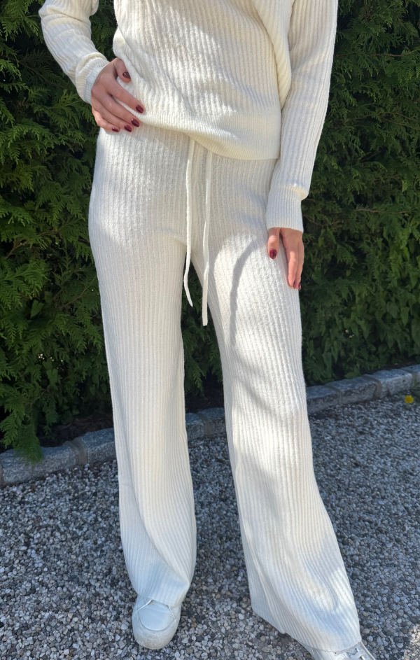 2x2 Rib Wide Leg Pant